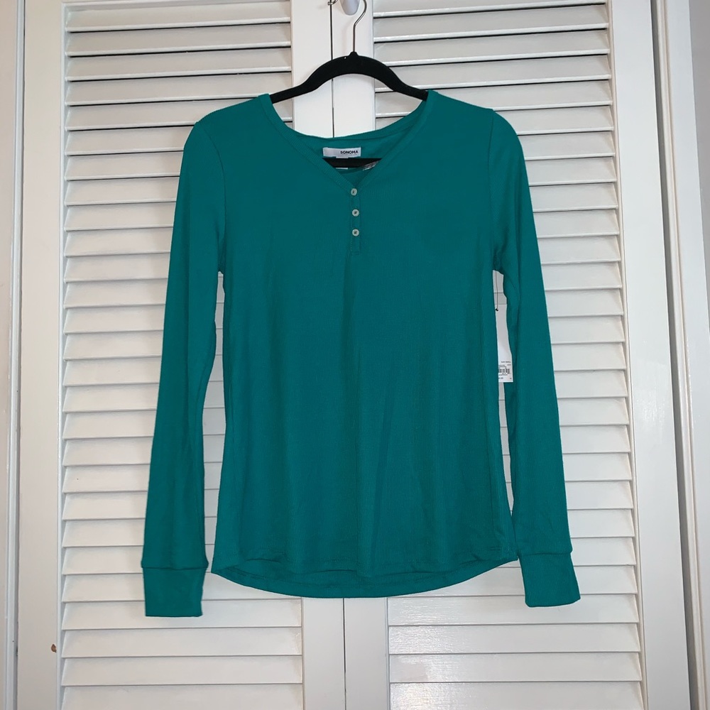 Green Long Sleeve Semi Button Shirt.